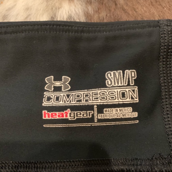 Under Armour Compression Heat Gear short pants - Picture 2 of 2